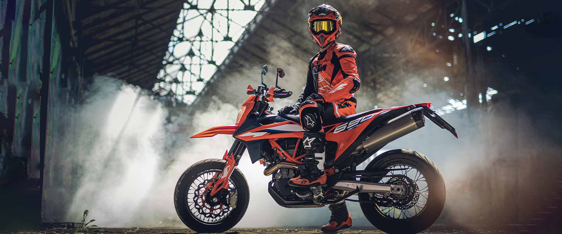 ktm-2024-ktm-690-smc-r